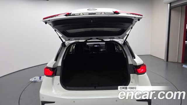 Lexus CT200h 2018 — photo 26