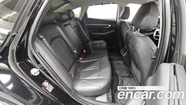 Hyundai Sonata 2023 — photo 12