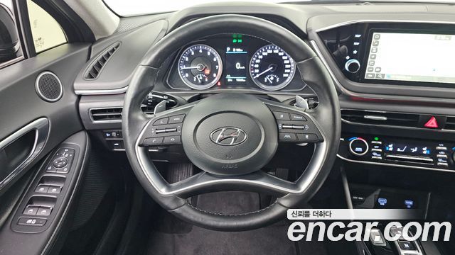 Hyundai Sonata 2023 — photo 13
