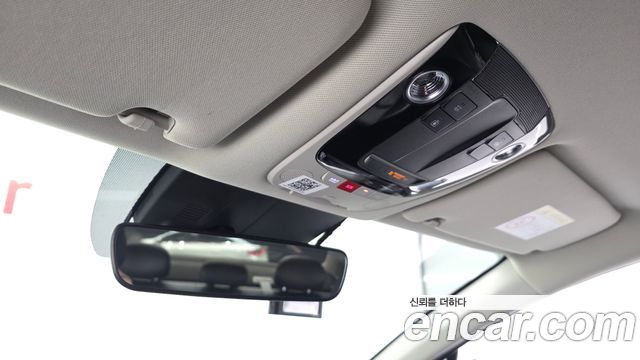 Kia K5 2023 — photo 17