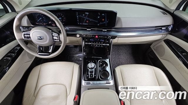 Kia Canival 2021 — photo 7