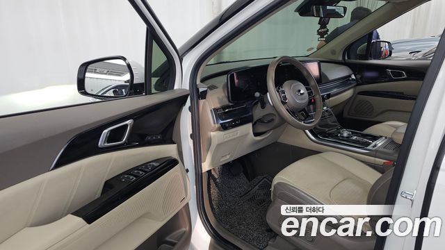 Kia Canival 2021 — photo 10
