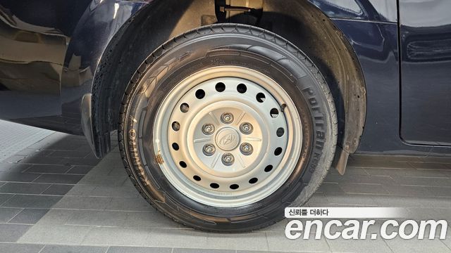Hyundai Staria 2022 — photo 5