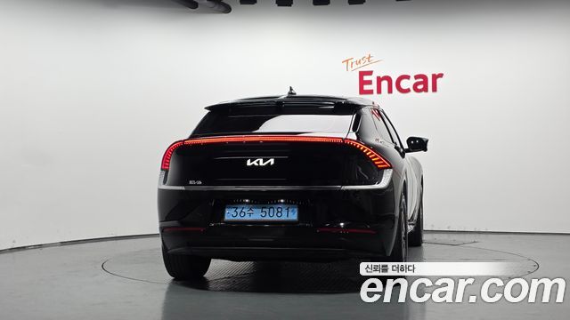 Kia EV6 2023 — photo 4