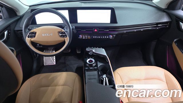 Kia EV6 2023 — photo 10