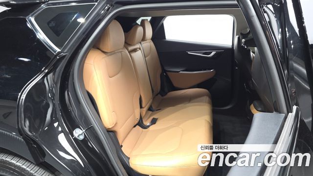 Kia EV6 2023 — photo 17