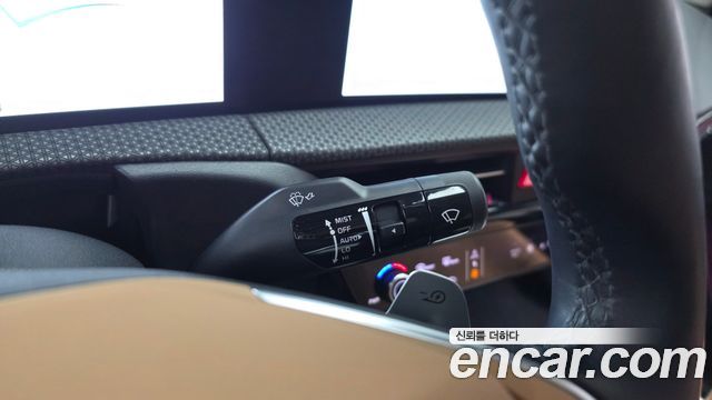 Kia EV6 2023 — photo 24
