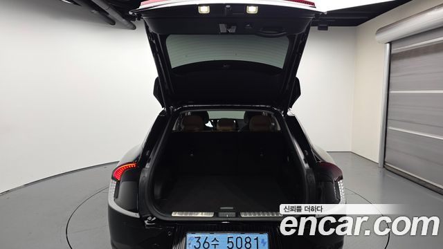 Kia EV6 2023 — photo 26