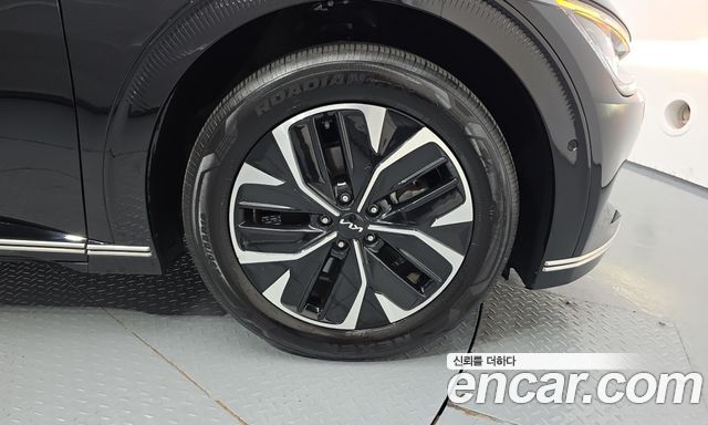 Kia EV6 2023 — photo 7