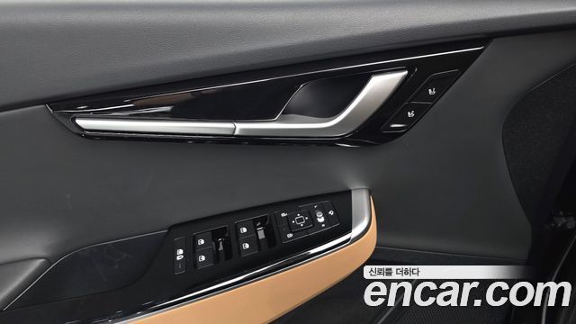 Kia EV6 2023 — photo 28