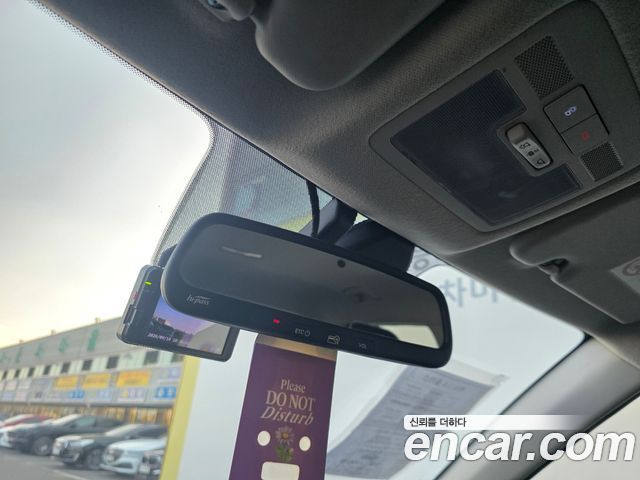Hyundai Venue 2020 — photo 13