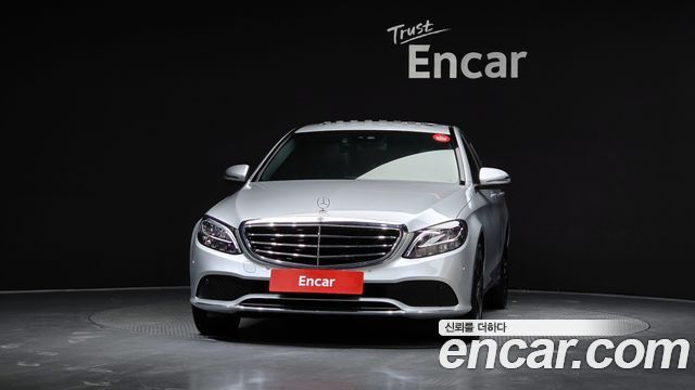 Mercedes-Benz C-Class 2019 — photo 3