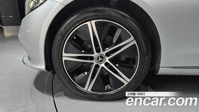Mercedes-Benz C-Class 2019 — photo 5