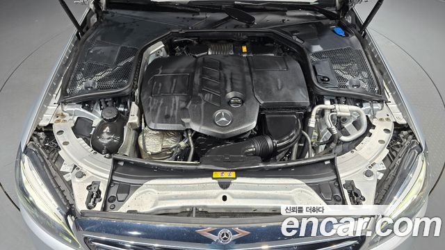 Mercedes-Benz C-Class 2019 — photo 6