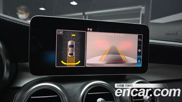 Mercedes-Benz C-Class 2019 — photo 23