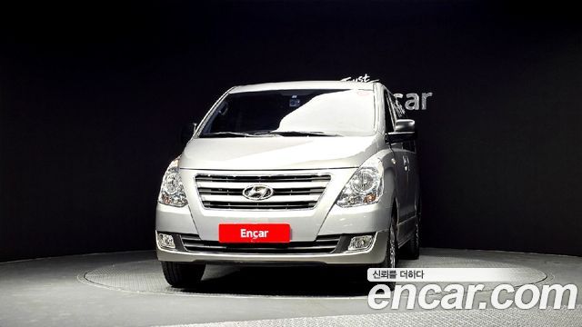 Hyundai Starex 2017 — photo 3