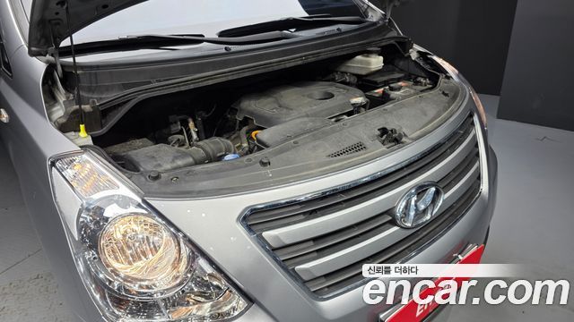 Hyundai Starex 2017 — photo 6