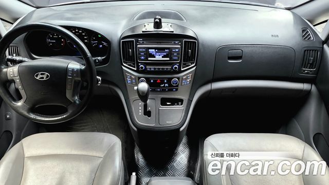 Hyundai Starex 2017 — photo 7