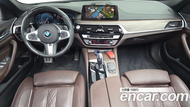 BMW 5-Series 2019 — photo 7