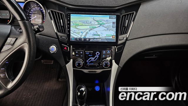 Hyundai Sonata 2012 — photo 13