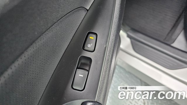 Hyundai Sonata 2012 — photo 19