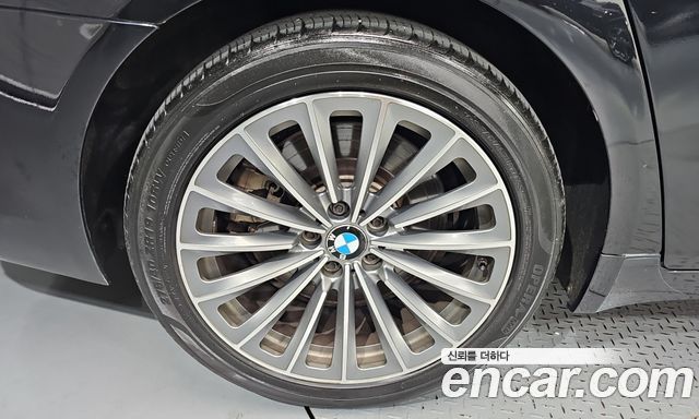 BMW 7-Series 2014 — photo 5