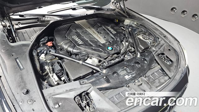 BMW 7-Series 2014 — photo 6