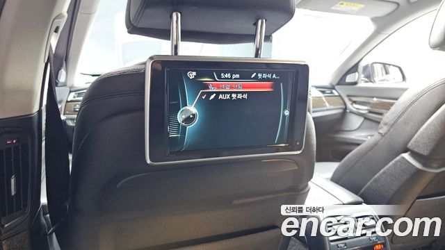 BMW 7-Series 2014 — photo 22
