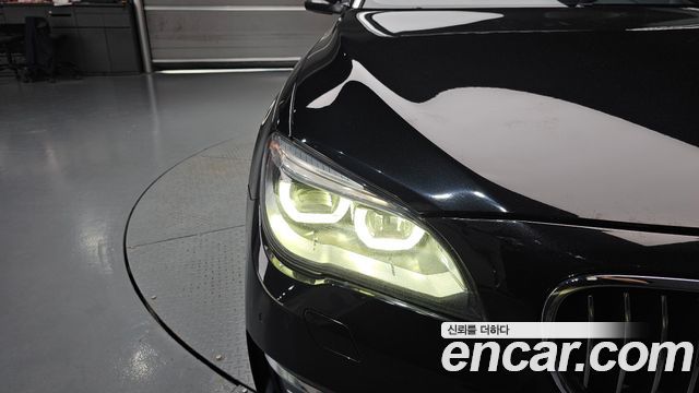 BMW 7-Series 2014 — photo 8