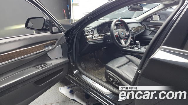 BMW 7-Series 2014 — photo 30