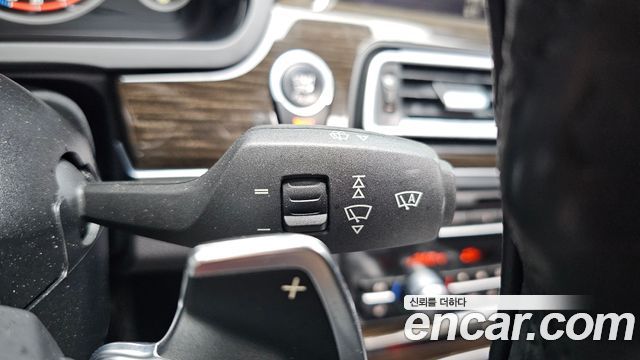 BMW 7-Series 2014 — photo 35