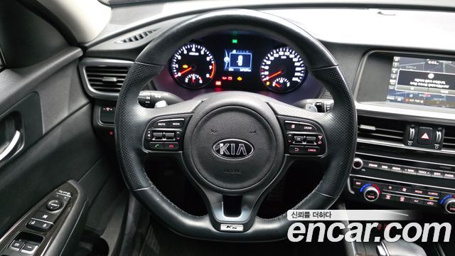 Kia K5 2016 — photo 19