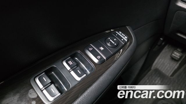 Kia K5 2016 — photo 25