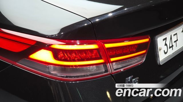 Kia K5 2016 — photo 9