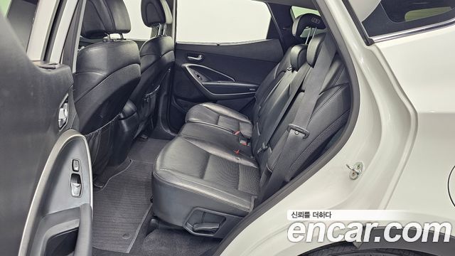 Hyundai Santafe 2016 — photo 17