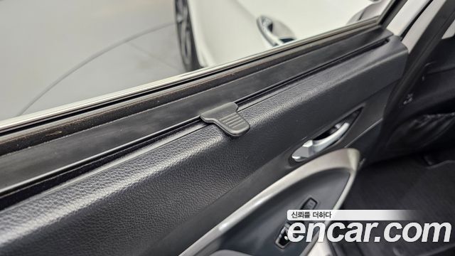 Hyundai Santafe 2016 — photo 29