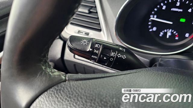 Hyundai Santafe 2016 — photo 31