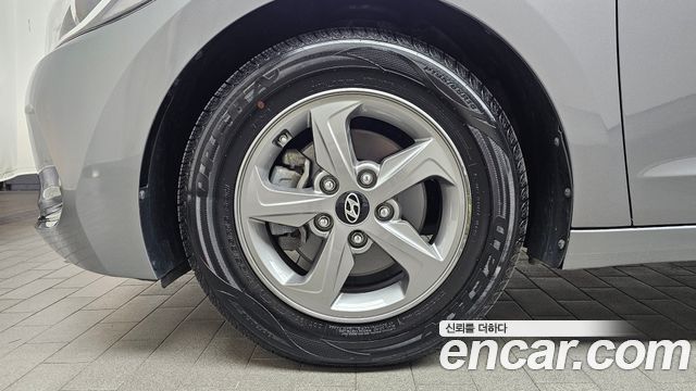 Hyundai AVANTE 2016 — photo 5