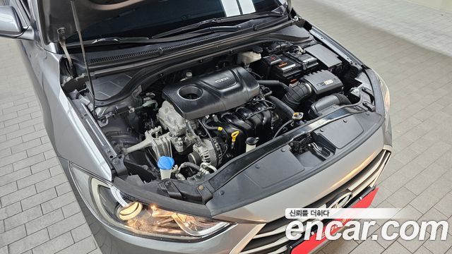 Hyundai AVANTE 2016 — photo 6