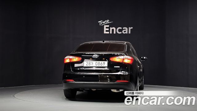 Kia K3 2015 — photo 4