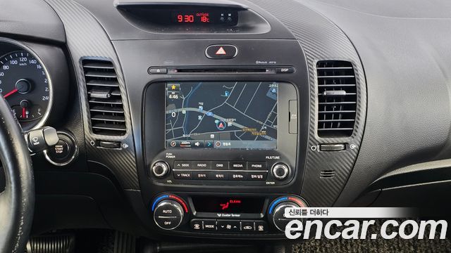 Kia K3 2015 — photo 20