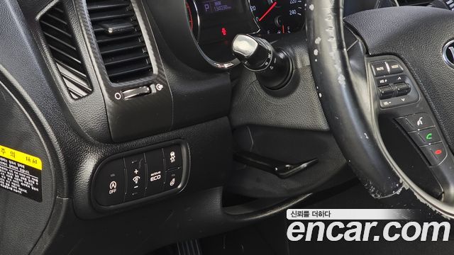 Kia K3 2015 — photo 25