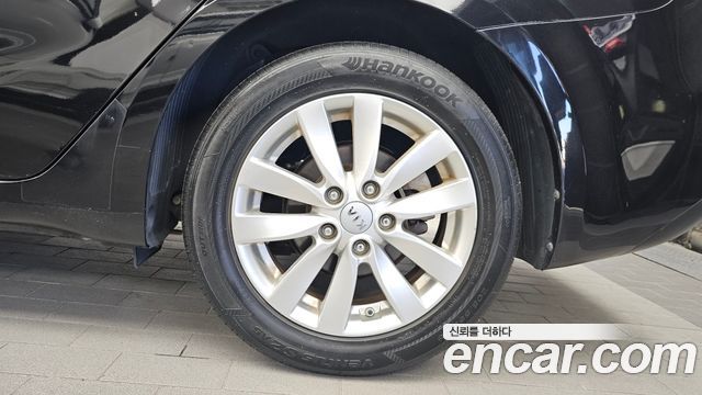 Kia K3 2015 — photo 7
