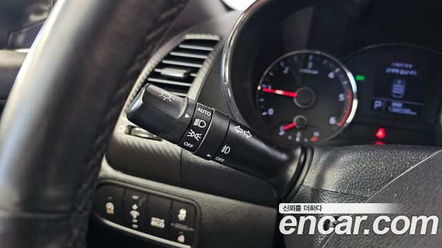 Kia K3 2015 — photo 30