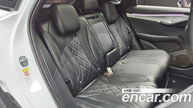 BYD Sealion 7  2027 — photo 17