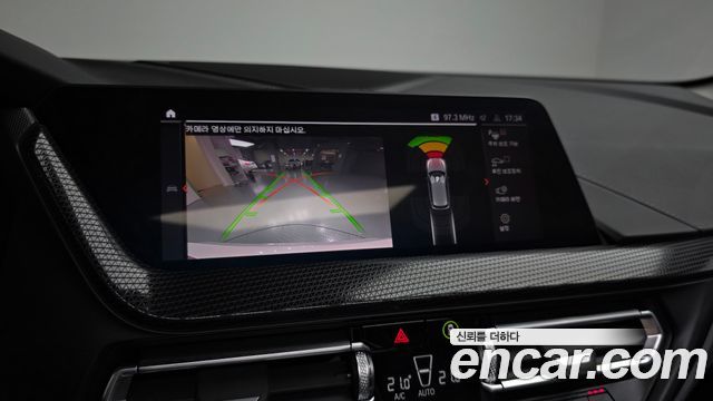 BMW 1-Series 2024 — photo 21