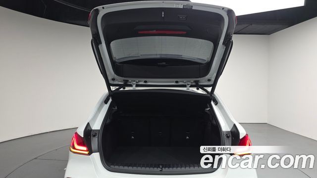BMW 1-Series 2024 — photo 26