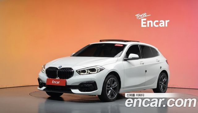 BMW 1-Series 2024 — photo 1