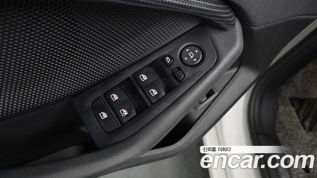 BMW 1-Series 2024 — photo 34