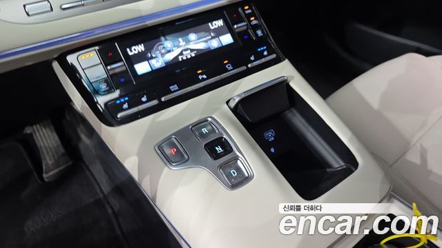 Hyundai Grandeur 2023 — photo 12